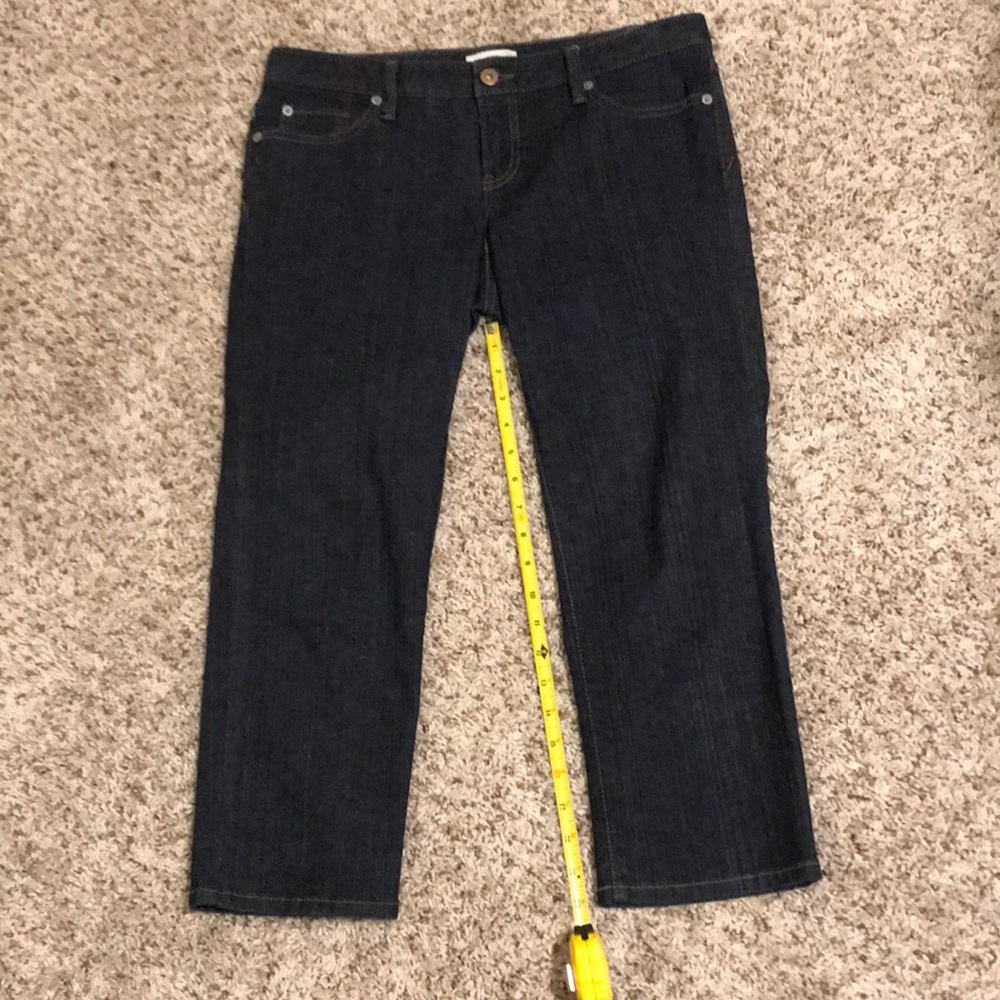 LOFT Dark Wash Cropped Ankle Jeans. Size 4